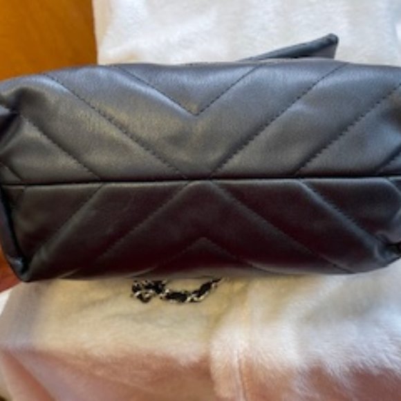 BADGLEY MISCHKA EUC QUILTED LEATHER SHOULDER/CROSSBODY BAG - Picture 8 of 12